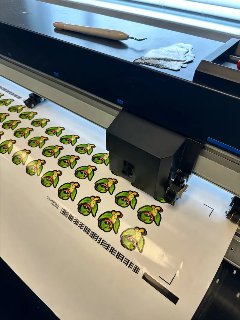 Gold die cut stickers on plotter